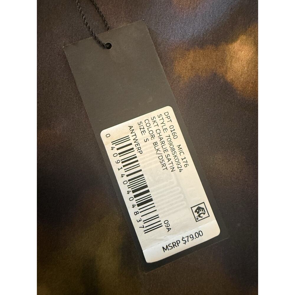 NWT Gianni Bini Charlie Blur Satin Black Desert Mini Skirt Womens Size Small $79 - Picture 7 of 15